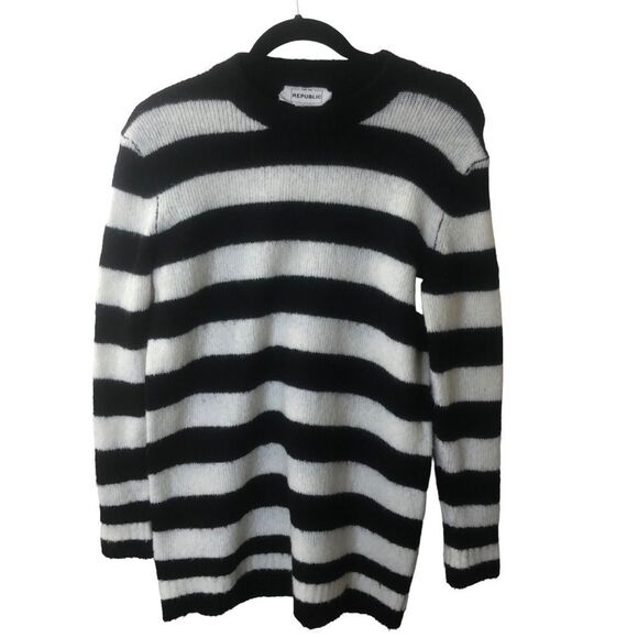 For The Republic Striped Fuzzy Sweater Sz S - Picture 1 of 5